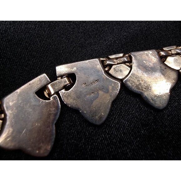 Vintage TRIFARI Signed 1940s Alfred Philippe Silver Necklace Scalloped Design - Picture 5 of 5